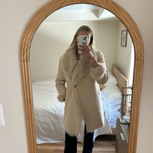 Elegant Cream Fur-Trimmed Women's Coat